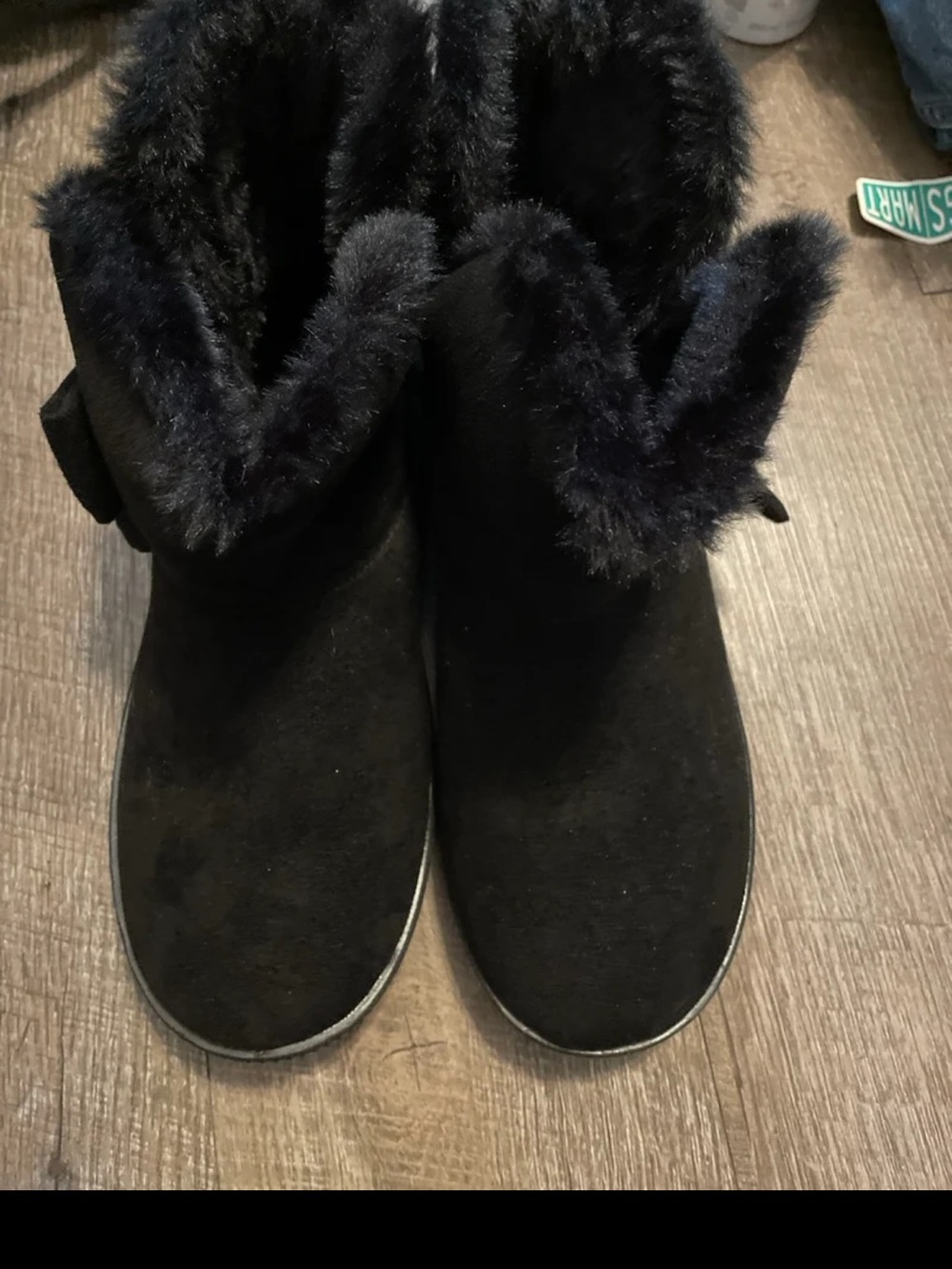 Skechers Black Faux-Fur Lined Ankle Boots (8.5M)